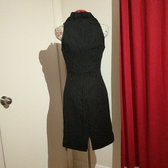 Black pencil dress - Picture 3 of 8